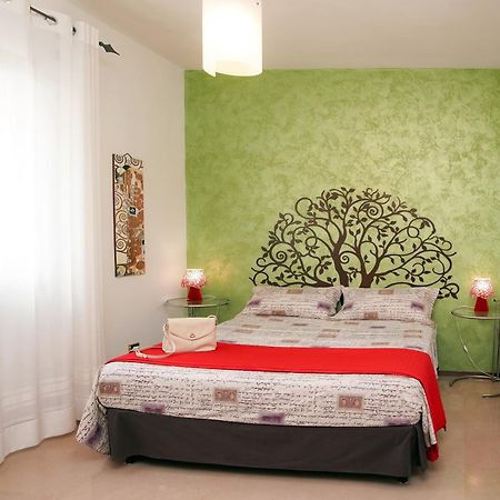 Casa Karina Sun&Pool&Relax Apartman Specchia Kültér fotó